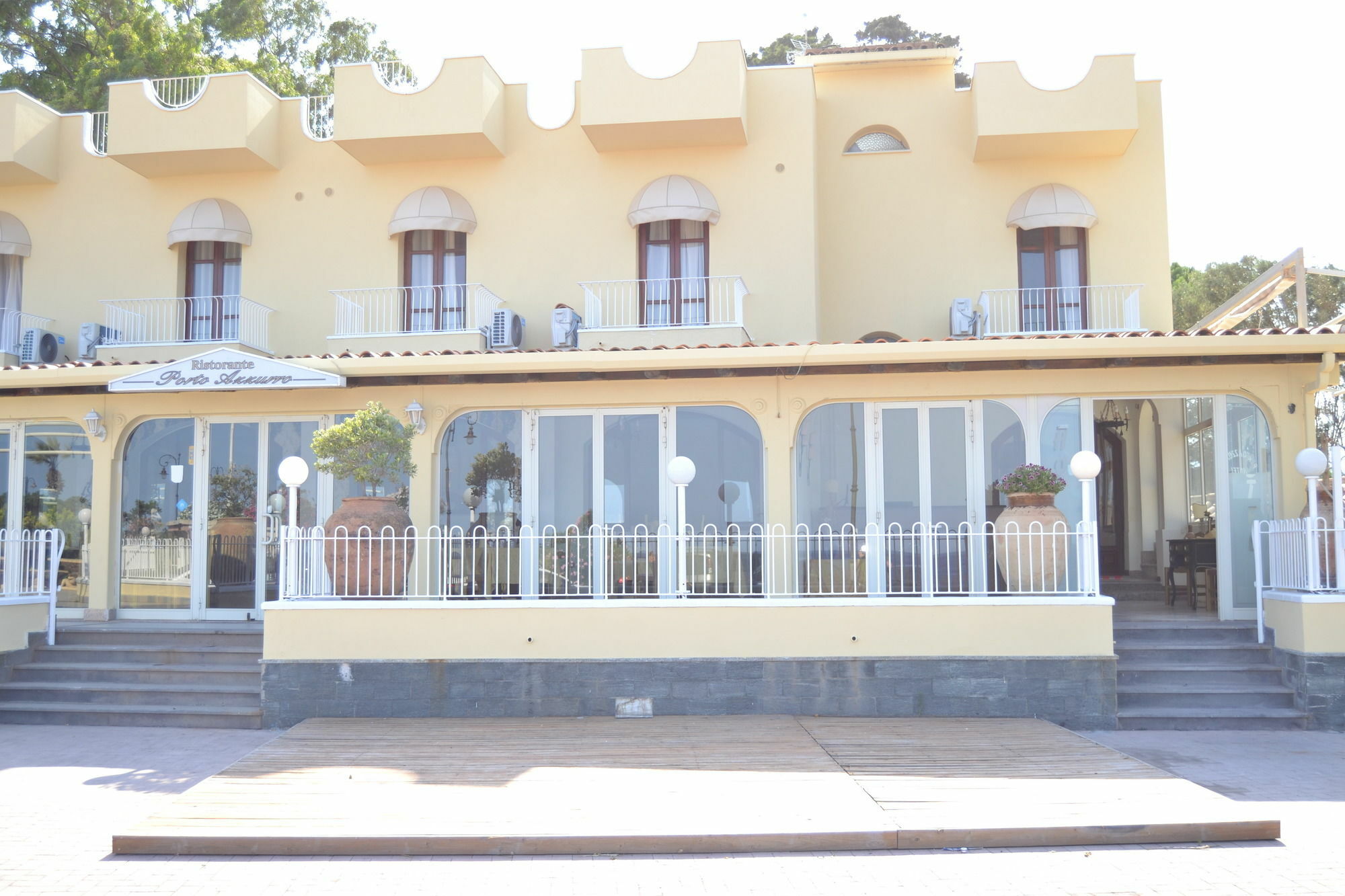 Hotel Porto Azzurro Giardini Naxos Exterior photo